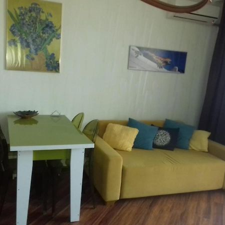 Apartment On Kobaladze Str 2 Batumi Esterno foto
